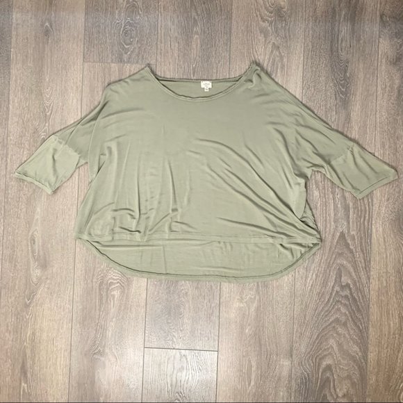 Aritzia Wilfred Cropped T-shirt Army Green Size XS - Picture 2 of 11